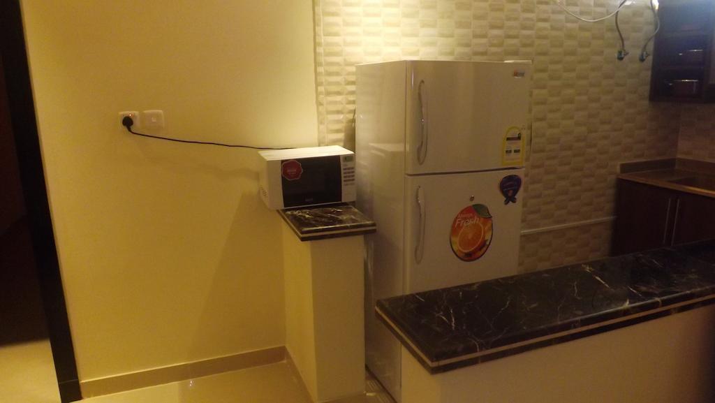 Baron Palace - Almasif Hotel Apartments Riyad Oda fotoğraf