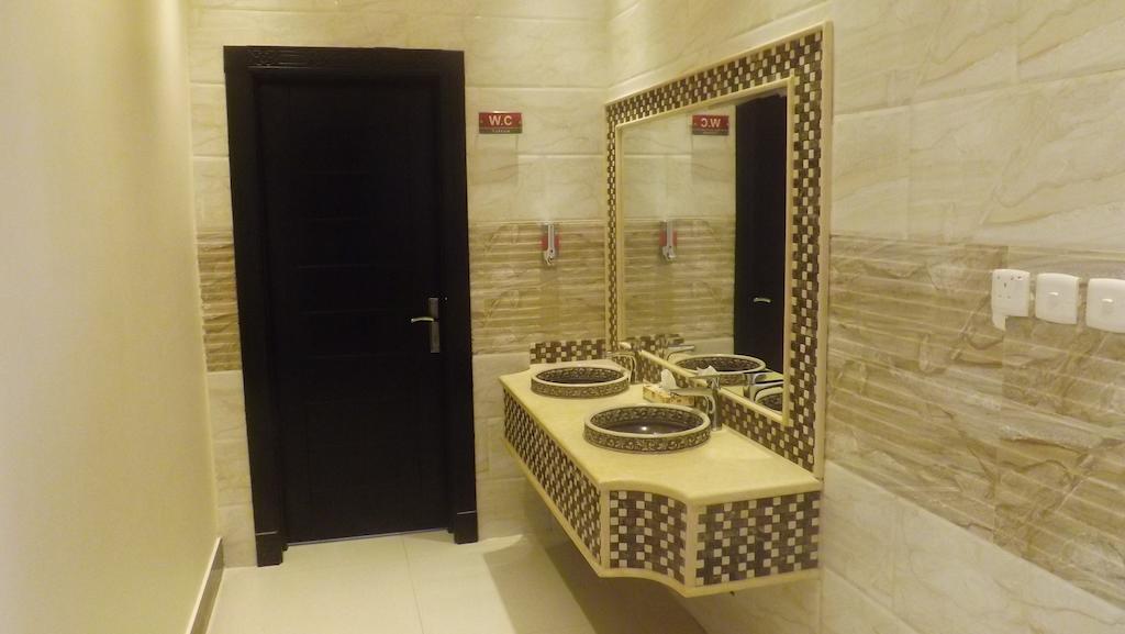 Baron Palace - Almasif Hotel Apartments Riyad Oda fotoğraf