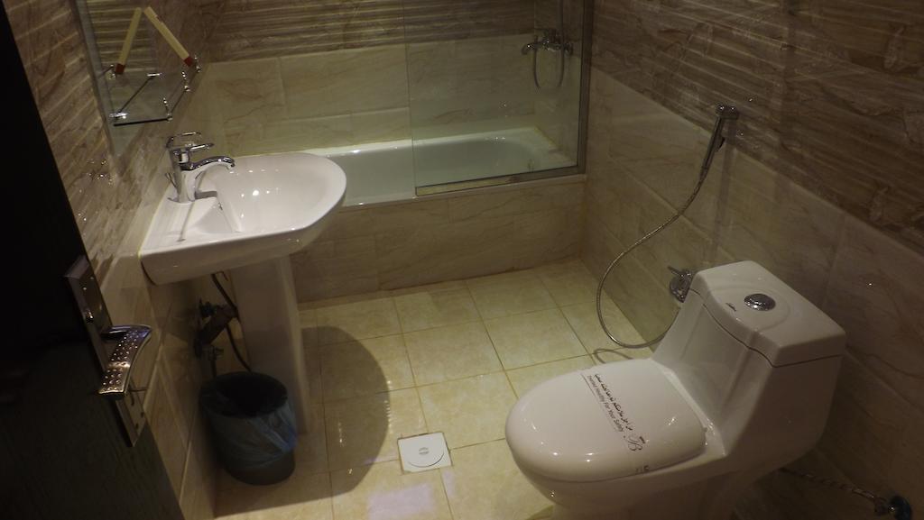 Baron Palace - Almasif Hotel Apartments Riyad Oda fotoğraf