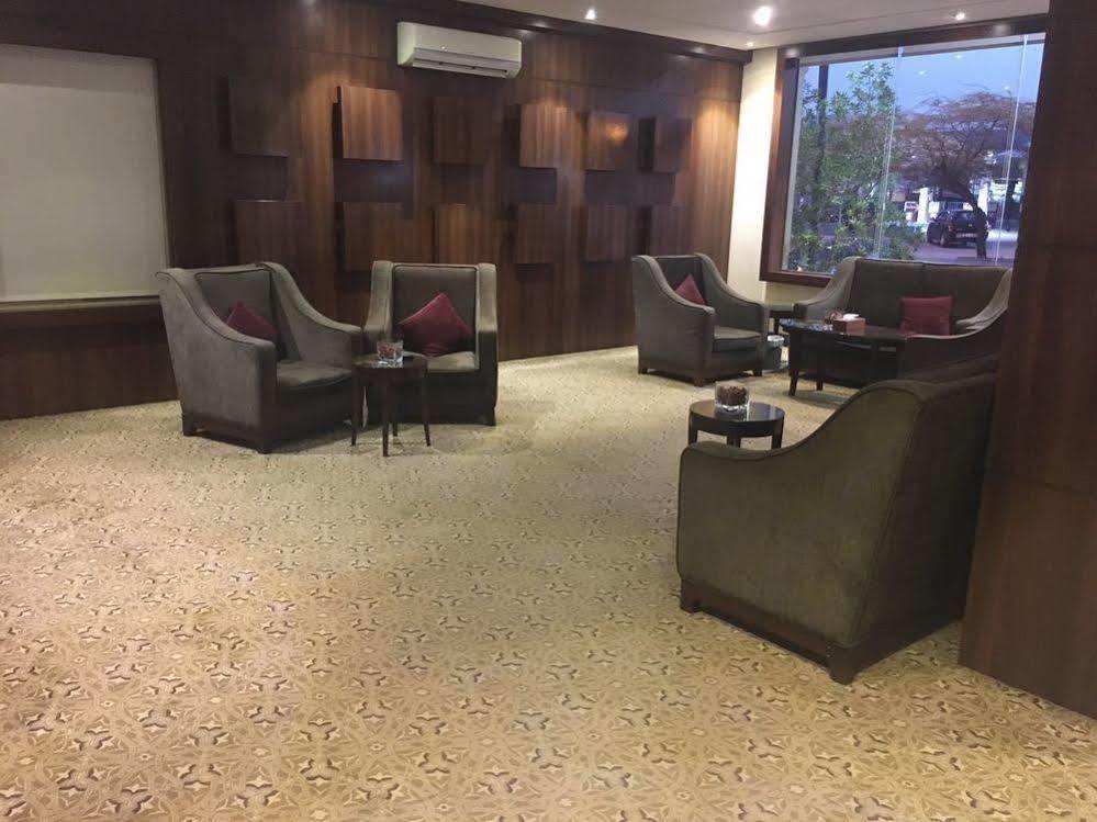 Baron Palace - Almasif Hotel Apartments Riyad Dış mekan fotoğraf