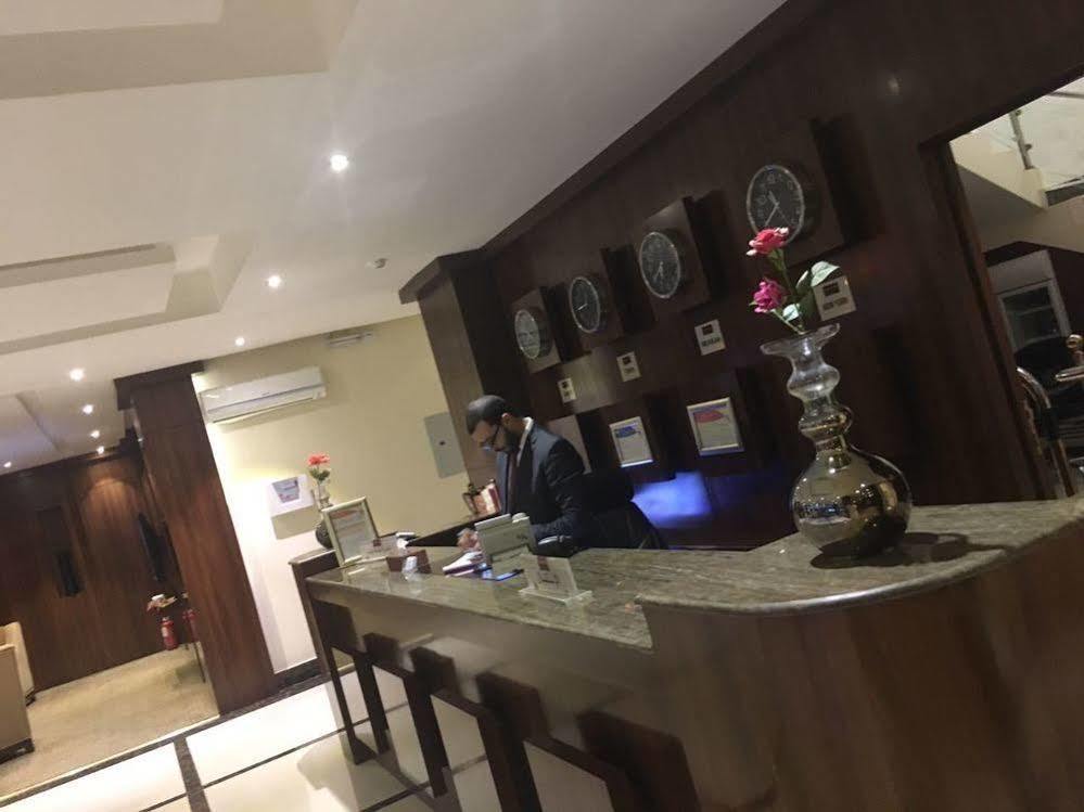 Baron Palace - Almasif Hotel Apartments Riyad Dış mekan fotoğraf